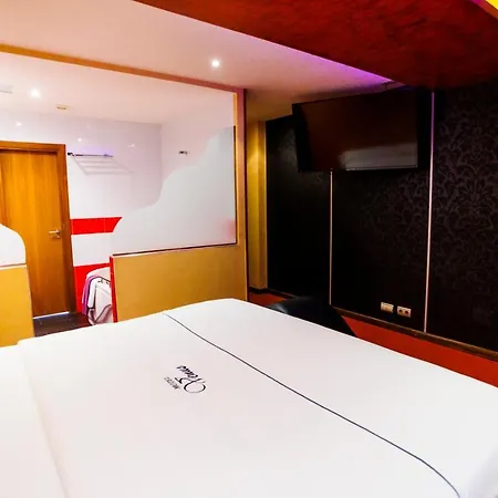 Motel Venus Valladolid Hotel 3*